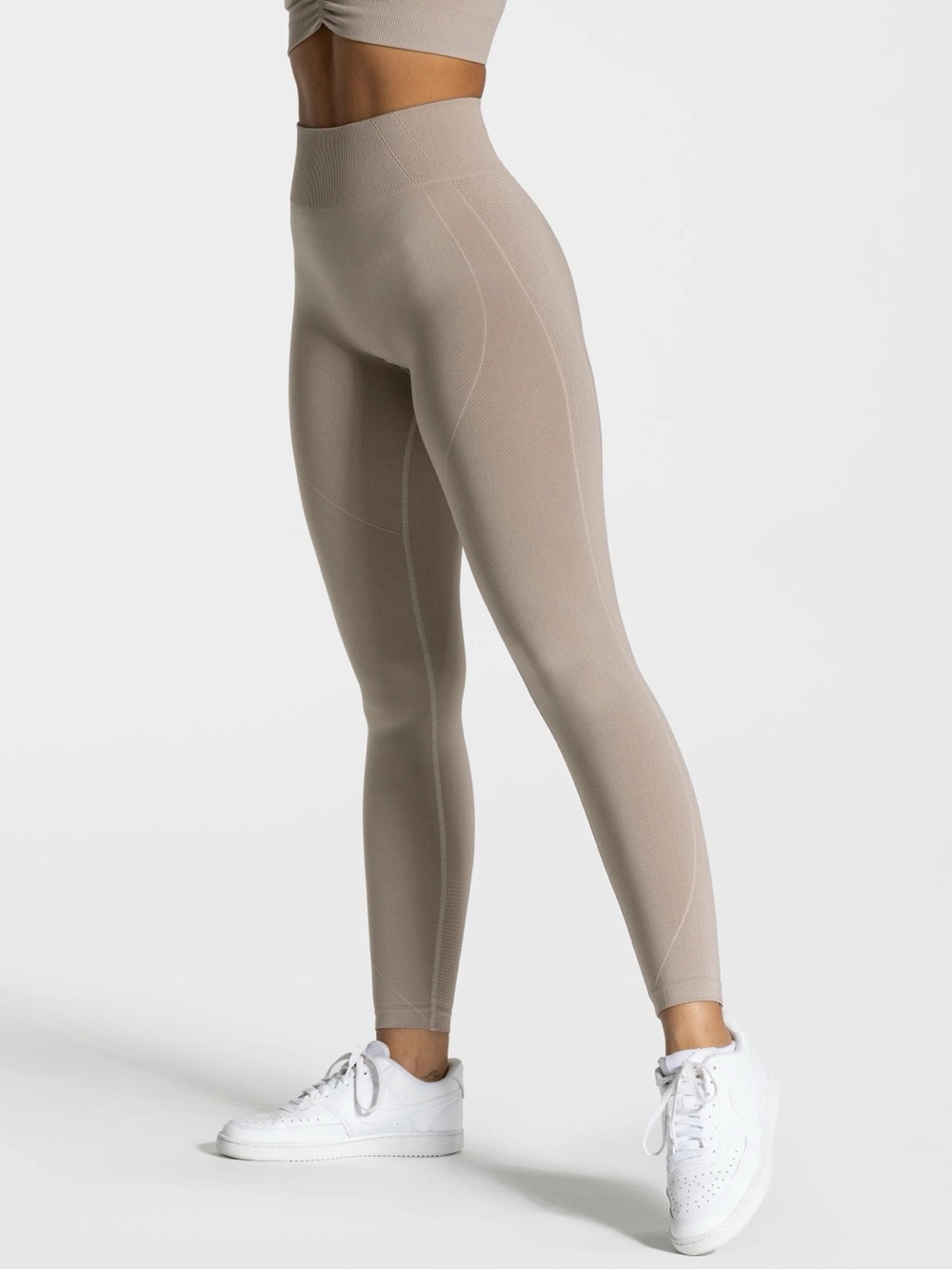 Teveo Focus Scrunch Leggings In Dust Size XS